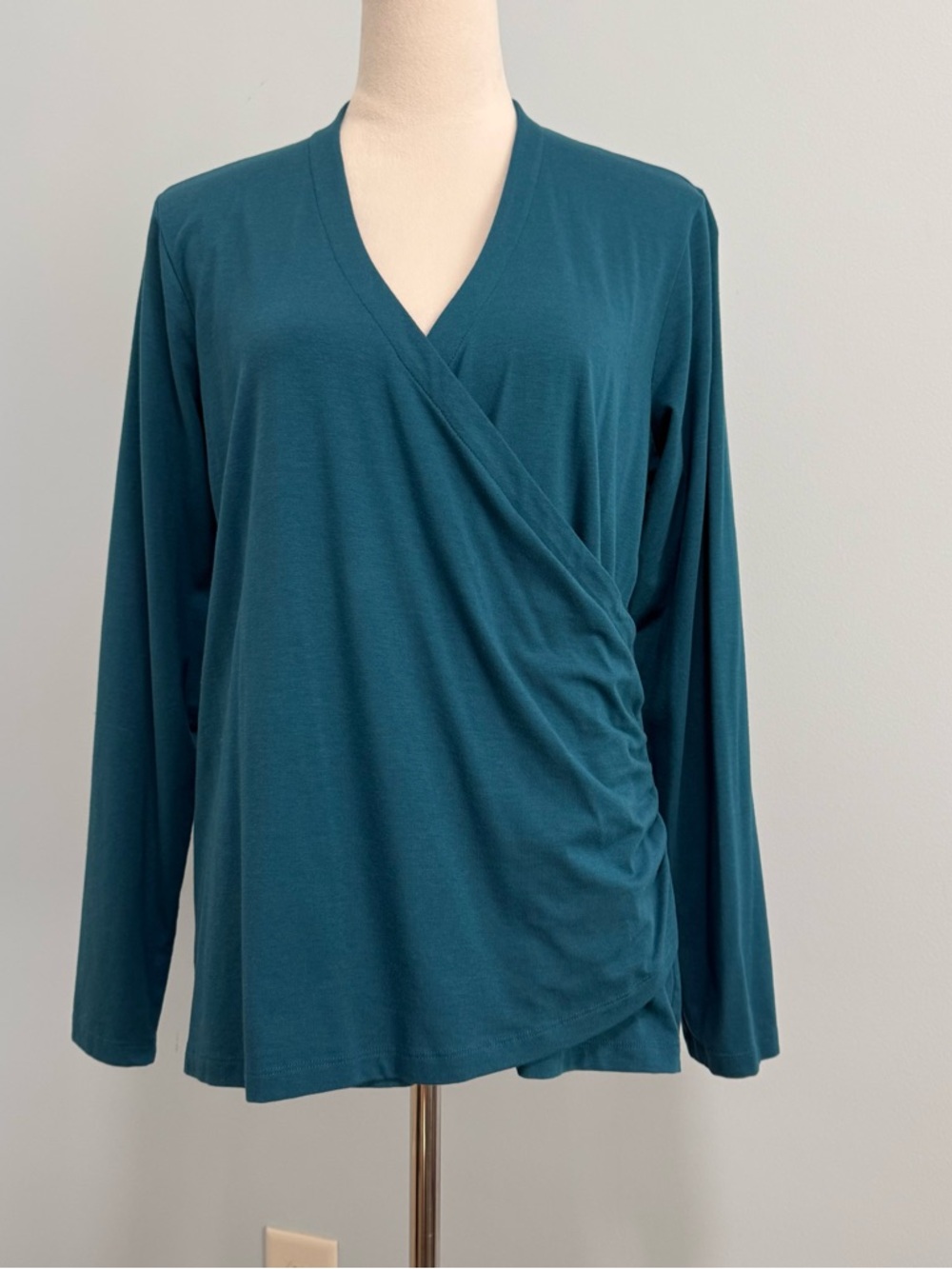 L.L.Bean Women’s Long Sleeve Wrap Top Size XL-reg